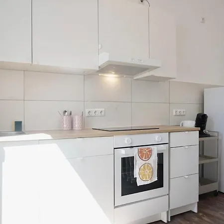 Neu Zentrale Netflix Balkon 4 Gaeste * 安德纳赫