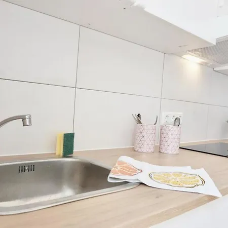アパート Neu Zentrale Netflix Balkon 4 Gaeste アンダーナッハ