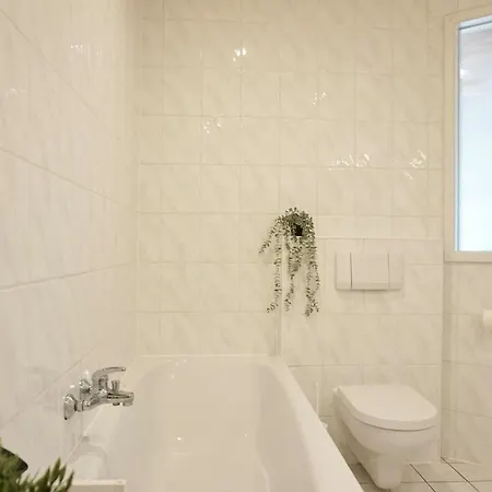アパート Neu Zentrale Netflix Balkon 4 Gaeste
