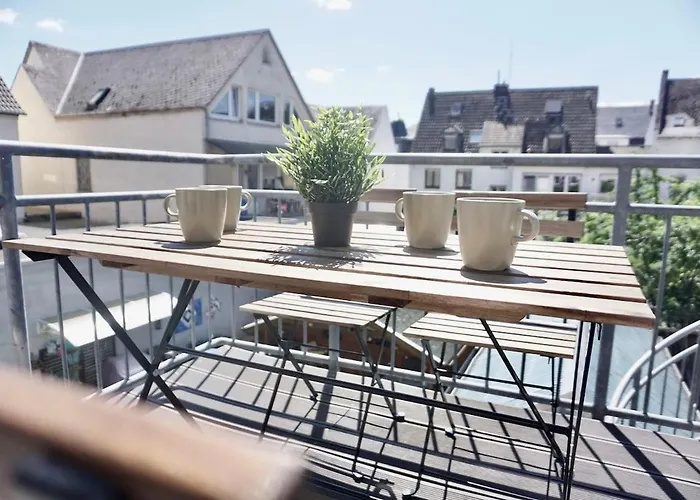 Neu Zentrale Netflix Balkon 4 Gaeste * 安德纳赫