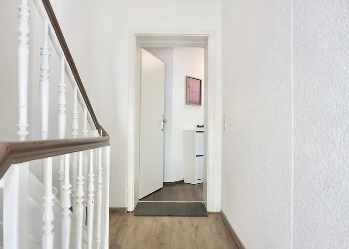 Neu Zentrale Netflix Balkon 4 Gaeste