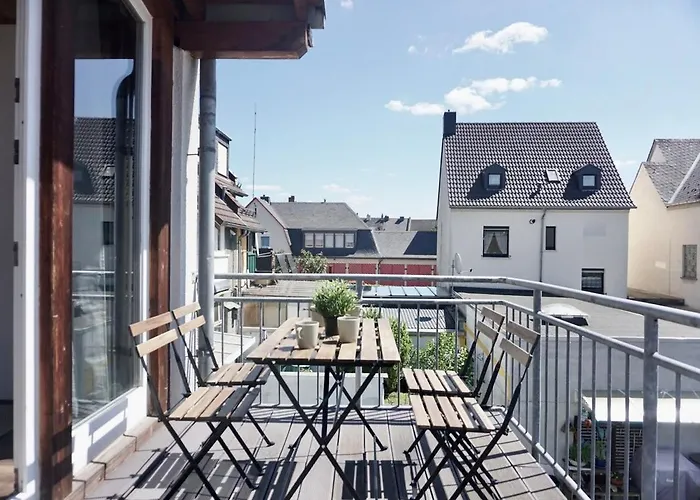 Neu Zentrale Netflix Balkon 4 Gaeste 公寓